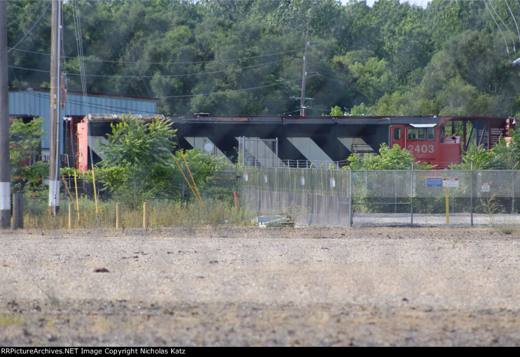 CN 2403